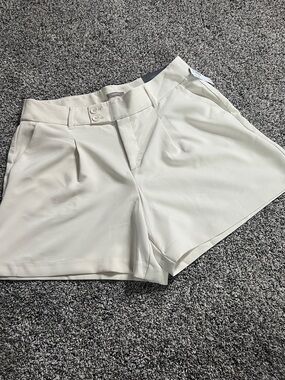 Maurices Hight Waist Dress Shorts Lightweight Pleated Pockets Dressy Shorts